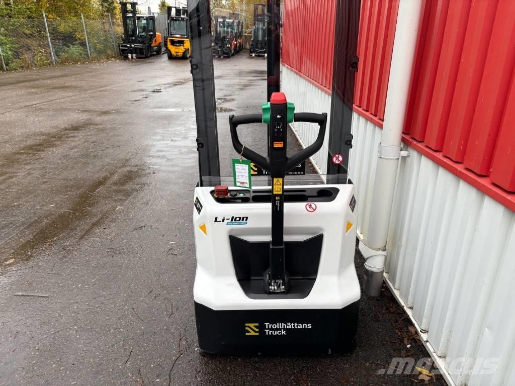 Bobcat LSM 12 N Wózki widłowe unoszące z dyszlem