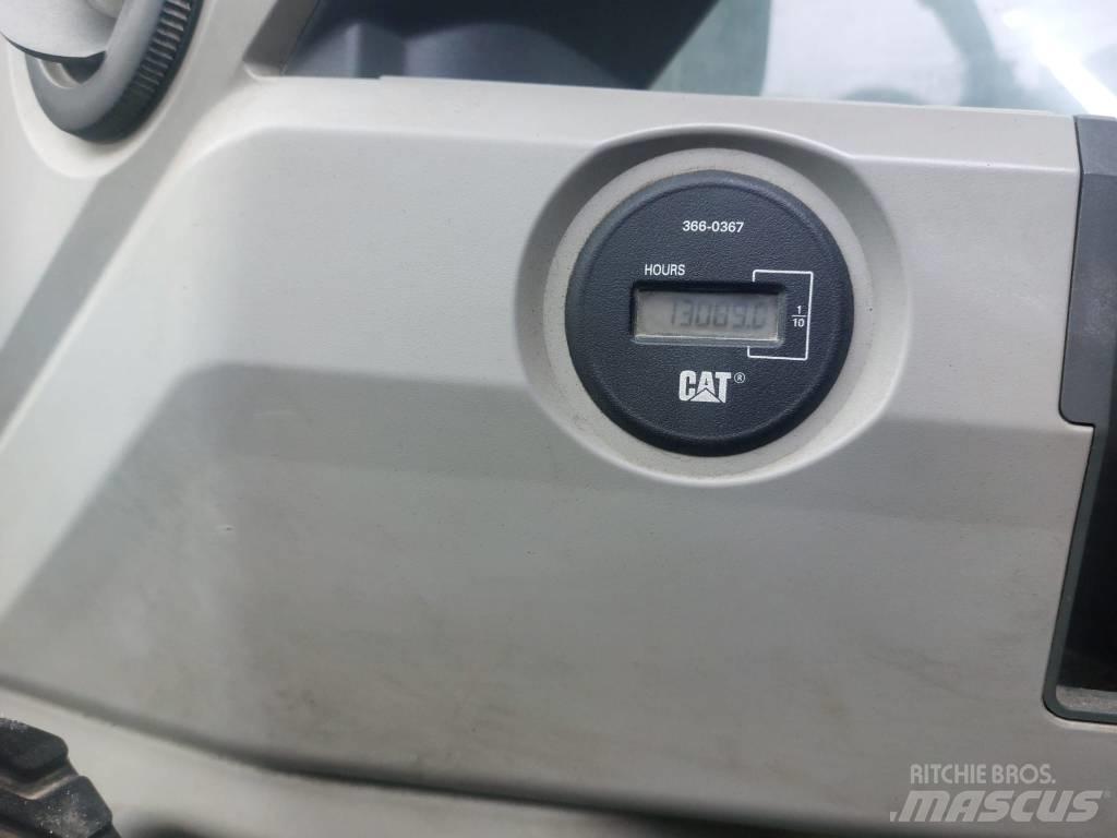 CAT 374 F Koparki gąsienicowe