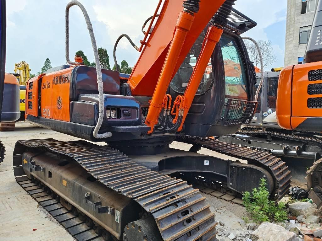 Hitachi ZX 200 Koparki gąsienicowe