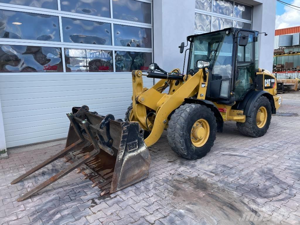 CAT 906 M Ładowarki kołowe