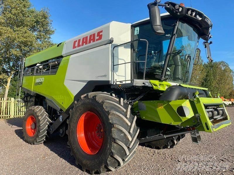 CLAAS LEXION 8600 Kombajny zbożowe