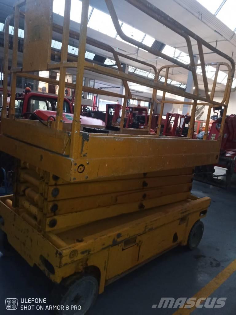 Haulotte Compact 12 Podnośniki nożycowe