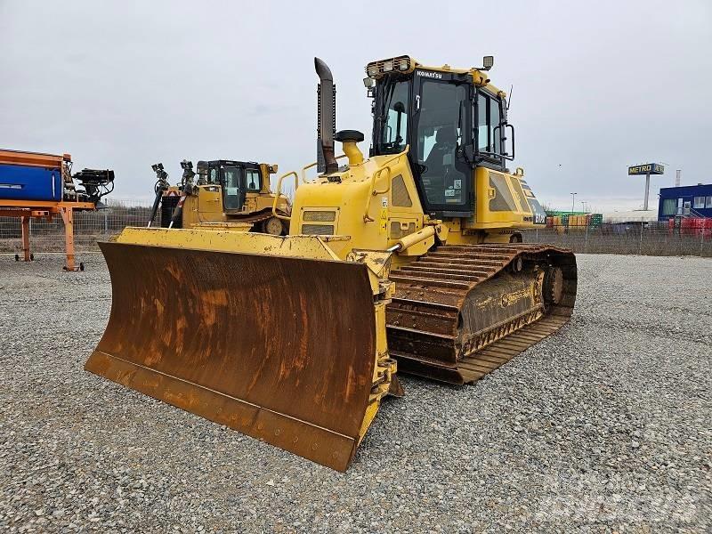 Komatsu D 61 PX-23 Spycharki gąsienicowe