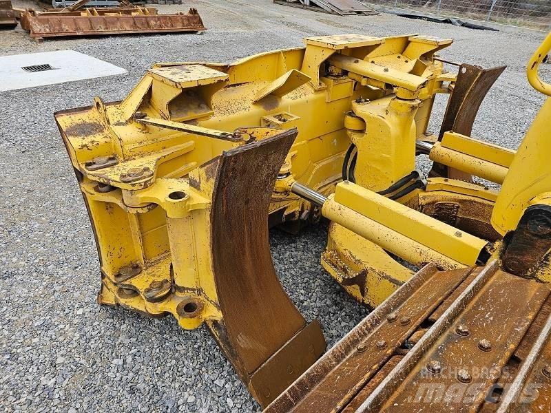 Komatsu D 61 PX-23 Spycharki gąsienicowe