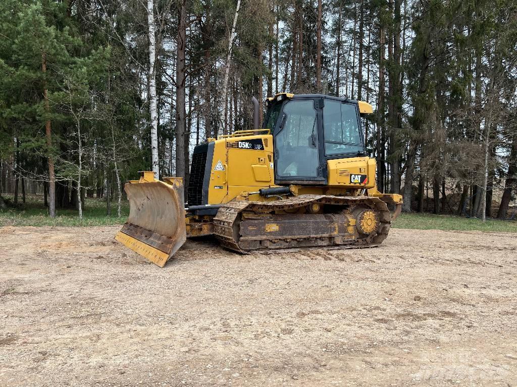 CAT D 5 K 2 LGP Spycharki gąsienicowe