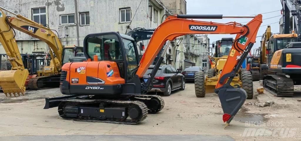 Doosan DX 60 Minikoparki