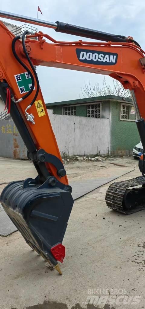 Doosan DX 60 Minikoparki
