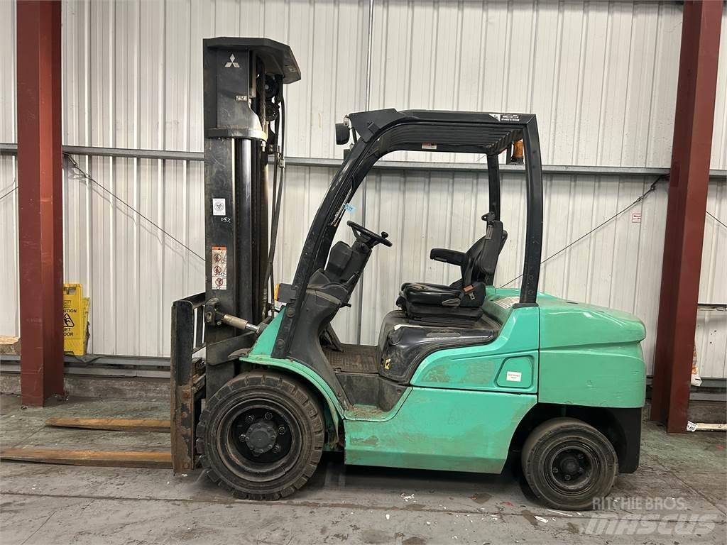 Mitsubishi FD35NT Wózki Diesla
