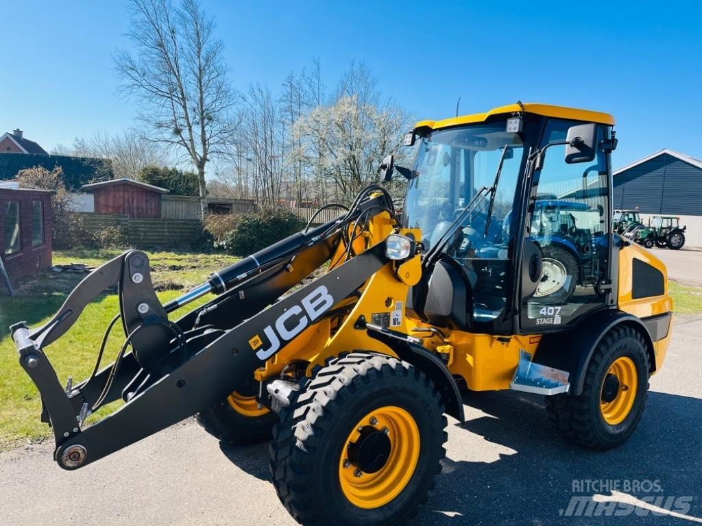 JCB 407 Ładowarki wielofunkcyjne