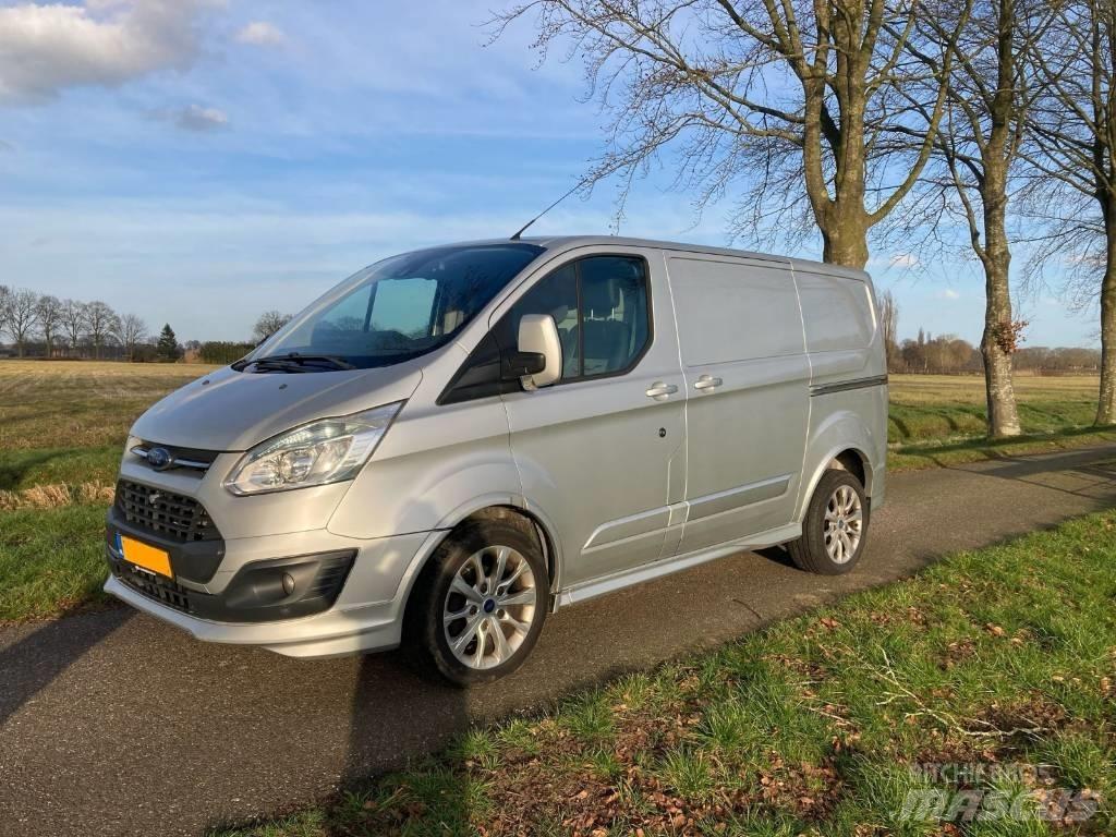 Ford Transit Busy / Vany
