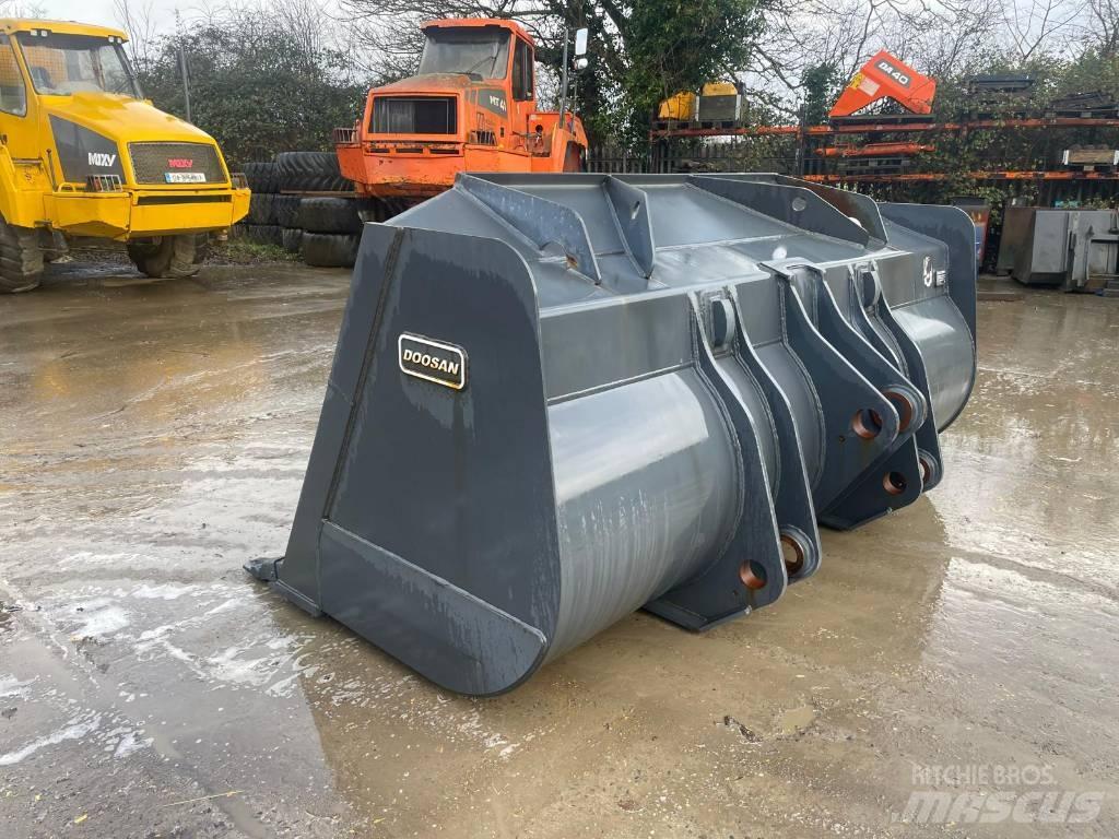 Doosan DL 420-3 Łyżki do ładowarek