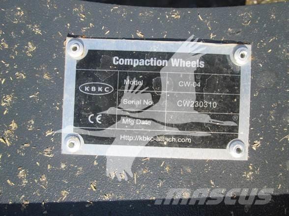  KBKC CW-04 Opony, koła i felgi