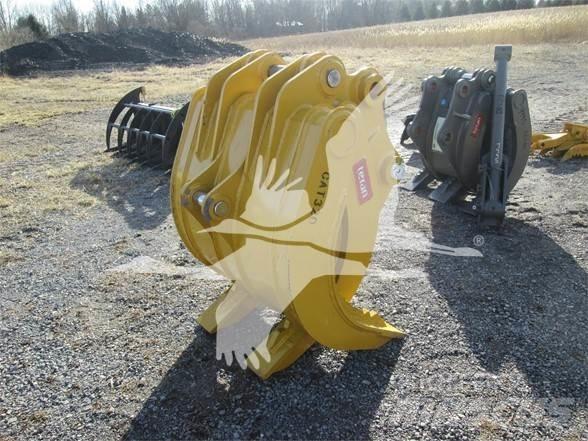 Teran CAT 320 Chwytaki