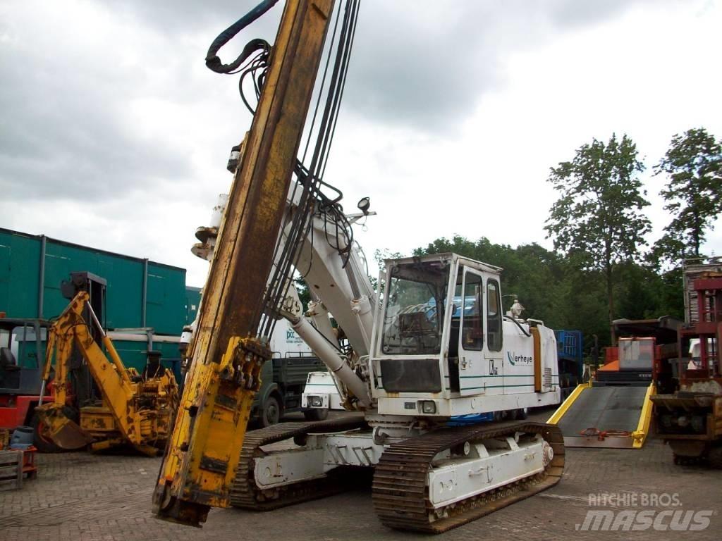 Liebherr R 942 Wiertnice do palowania