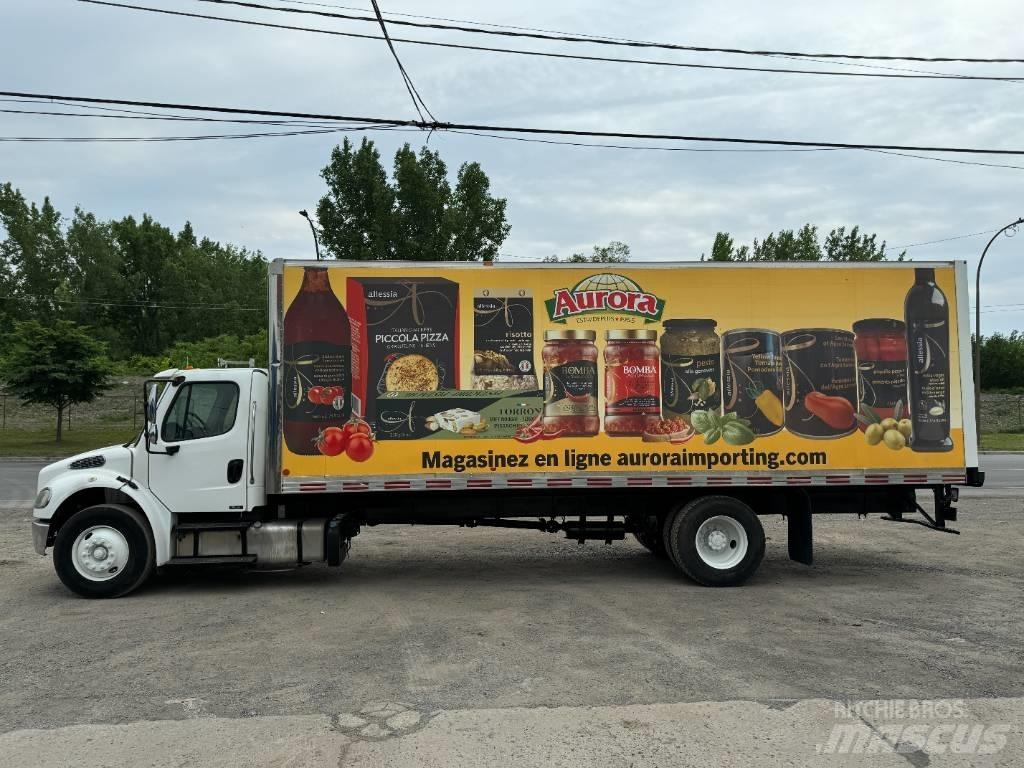 Freightliner M2 Inne