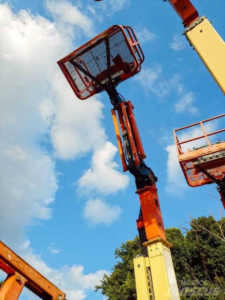 JLG E 300 AJP Podnośniki przegubowe