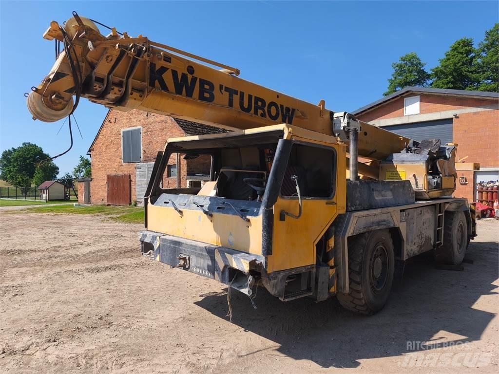 Liebherr LTM 1025 Pojazdy pod zabudowę