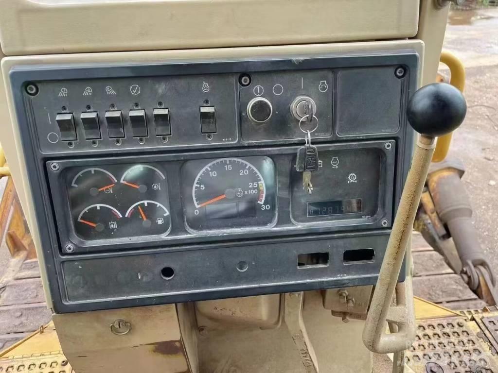 CAT D 9 N Spycharki gąsienicowe