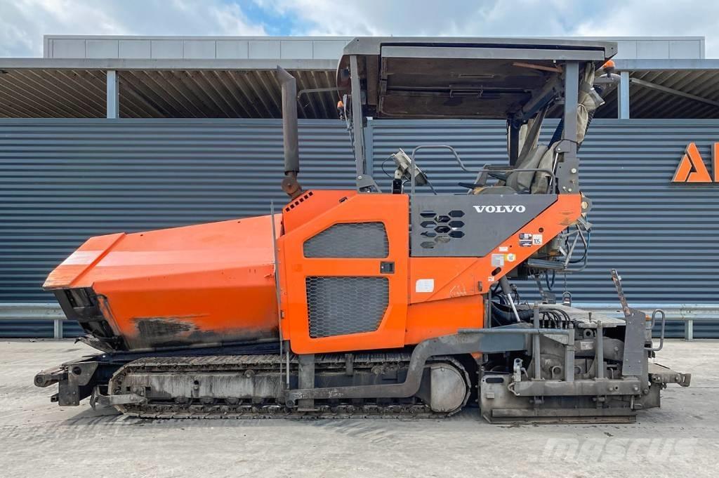 Volvo P7820C Rozściełacze do asfaltu
