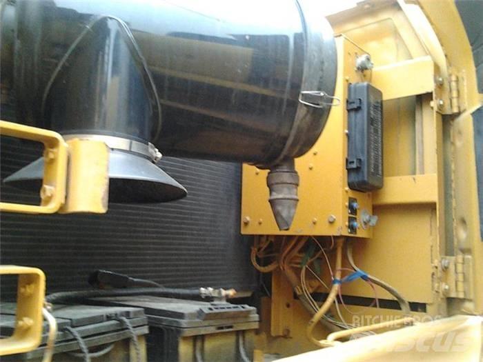 CAT 330 C Koparki gąsienicowe