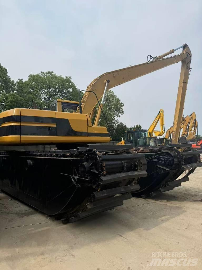 CAT 320B Koparki pływające - amfibie