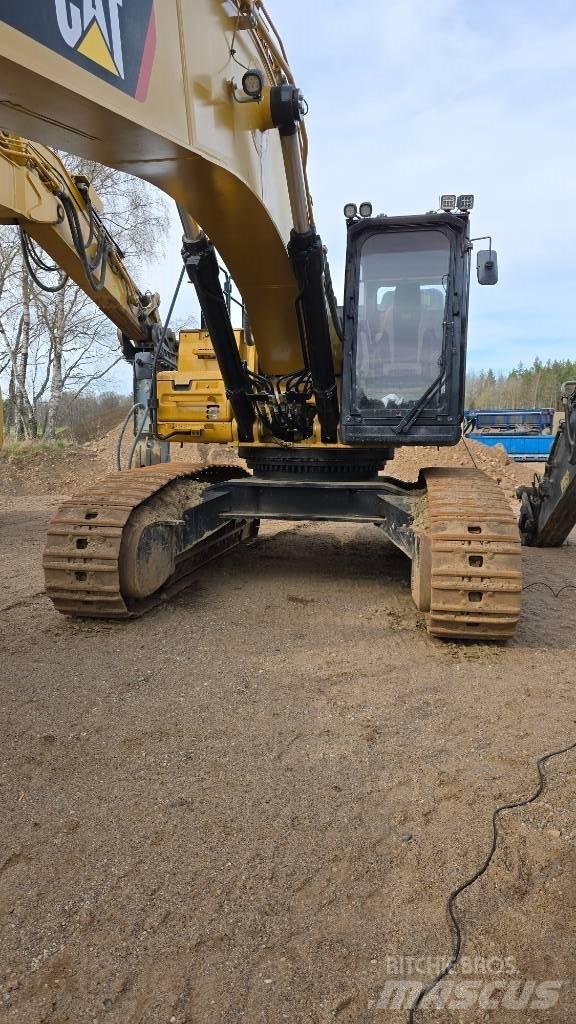 CAT 352 F Koparki gąsienicowe