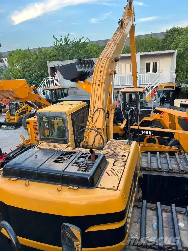 CAT 320 B L Koparki pływające - amfibie