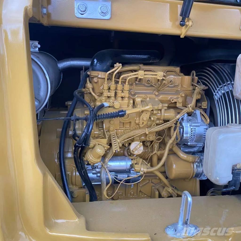 CAT 307 Koparki gąsienicowe