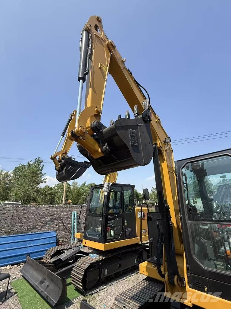 CAT 305.5 Minikoparki