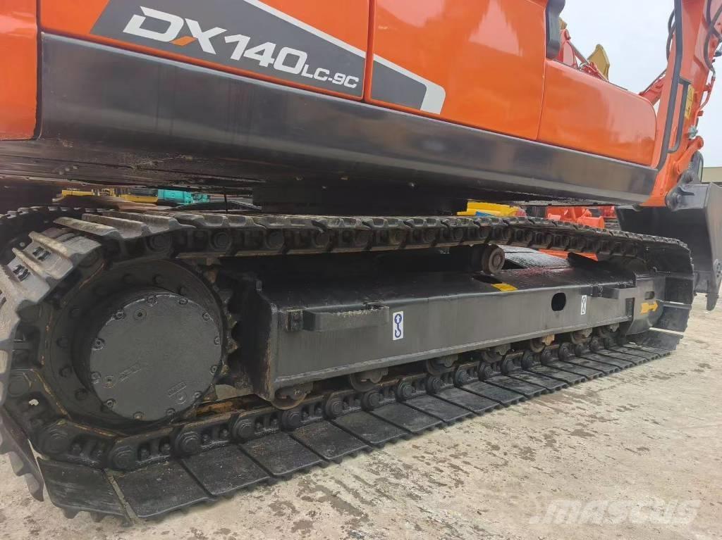 Doosan DX 140 Koparki gąsienicowe