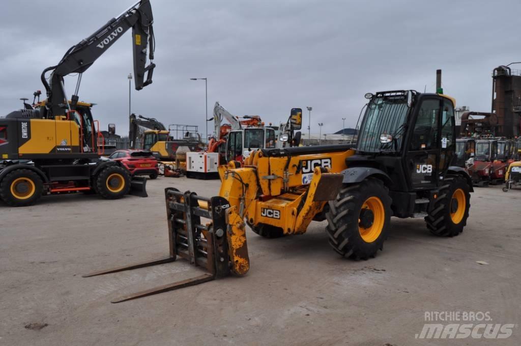 JCB 540-140 Ładowarki teleskopowe