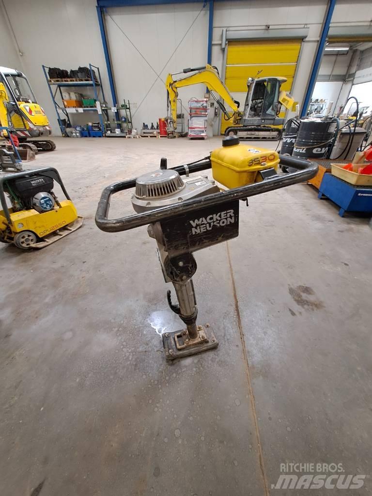 Wacker Neuson BS30 Ubijaki