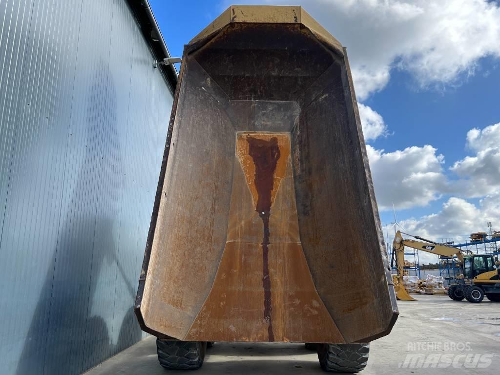 CAT 735B Wozidła przegubowe