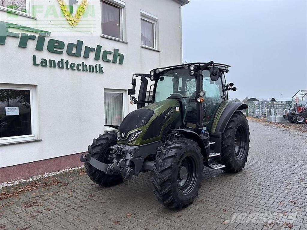 Valtra g135a Ciągniki rolnicze
