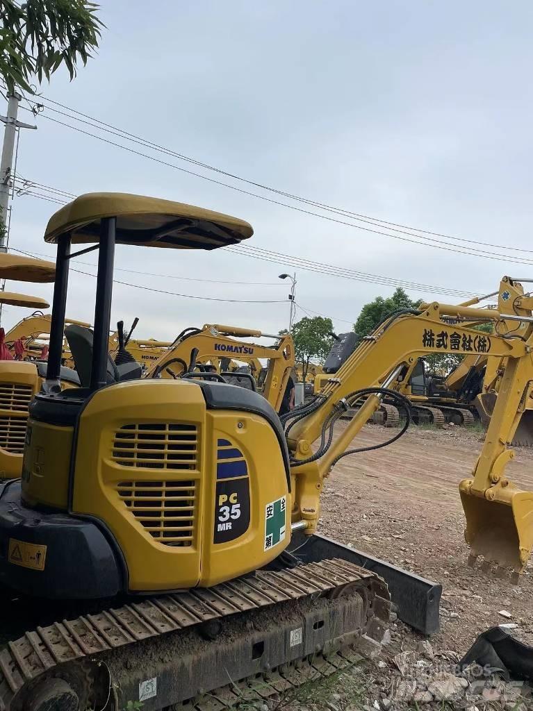 Komatsu PC35 Minikoparki