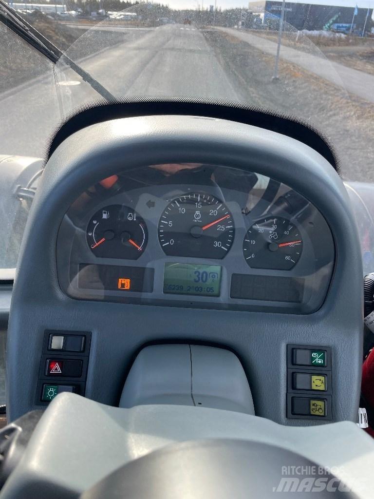 Valtra T151 Ciągniki rolnicze