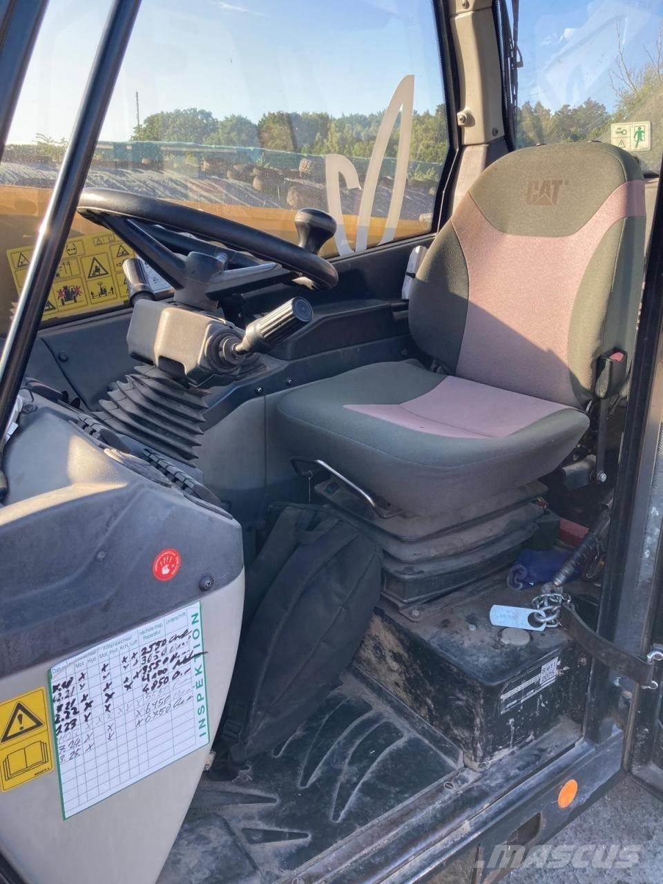 CAT TH 4070 Ładowarki rolnicze