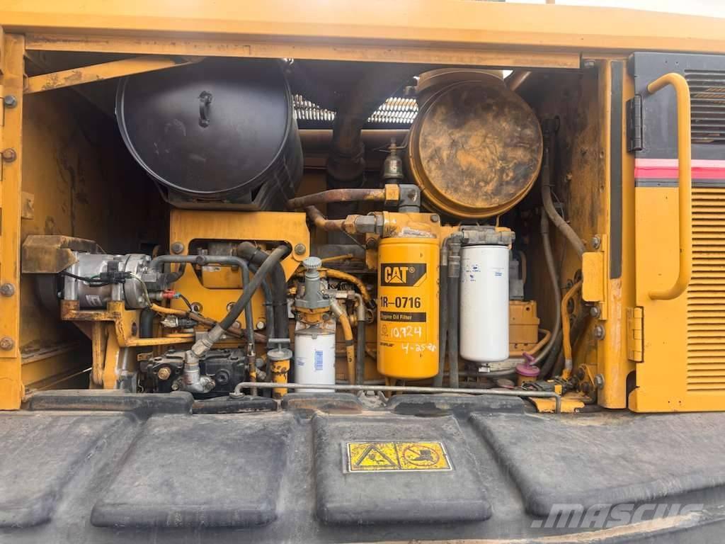 CAT 140 H Równiarki