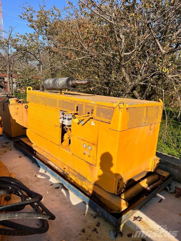 Bauer BV 1300 Obudowy oscylatorów