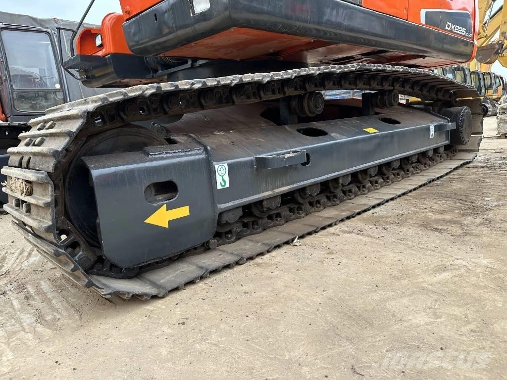 Doosan DX225LC-9C Koparki gąsienicowe