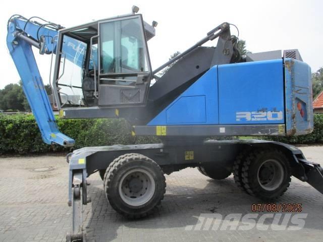 Fuchs MHL 320 Koparki przeładunkowe
