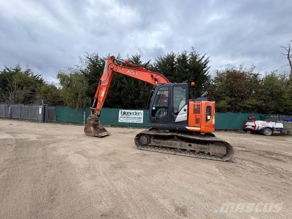 Hitachi ZX 135 US-6 Koparki gąsienicowe