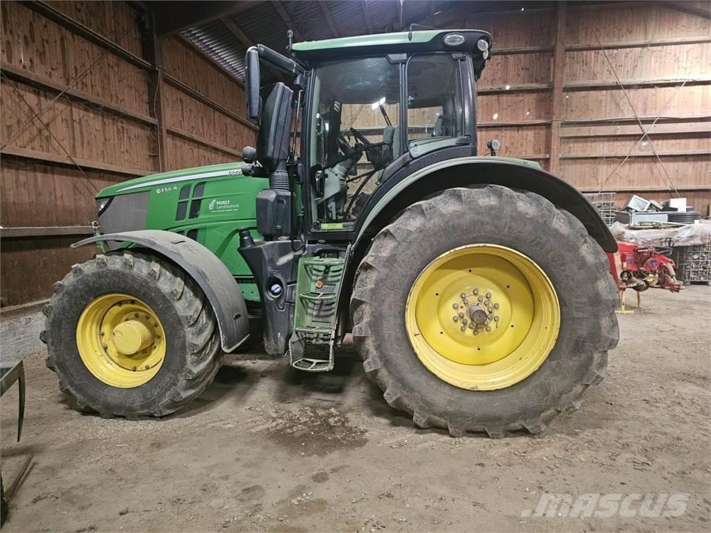 John Deere 6250 R Ciągniki rolnicze
