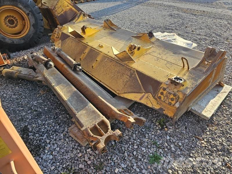 Komatsu D 65 WX-17 Spycharki gąsienicowe