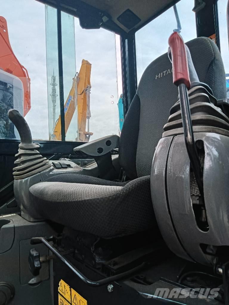 Hitachi ZX 55 Koparki gąsienicowe