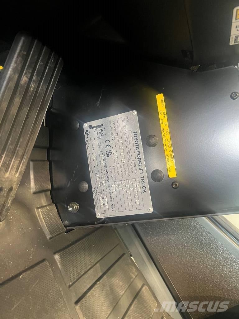 Toyota 8 FD 80 F Wózki Diesla