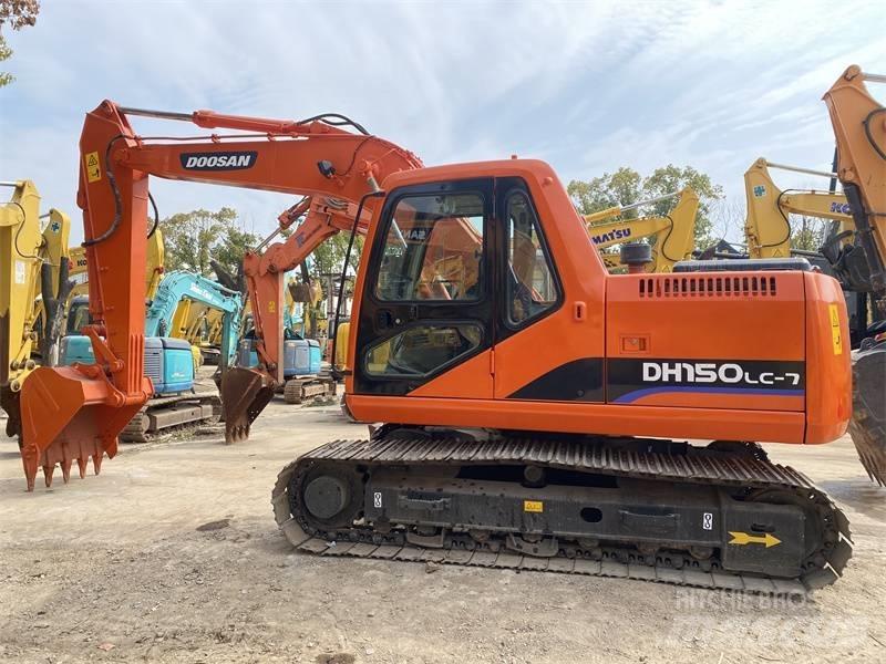 Doosan DX150 Koparki gąsienicowe