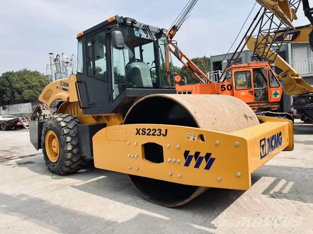 XCMG XS 223 J Walce jednobębnowe