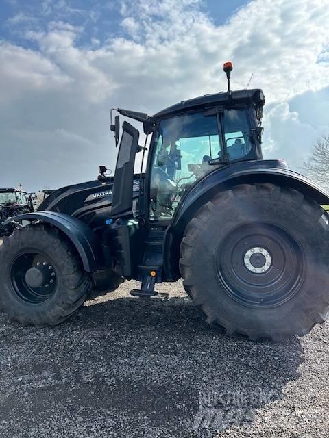 Valtra T 235 D Ciągniki rolnicze