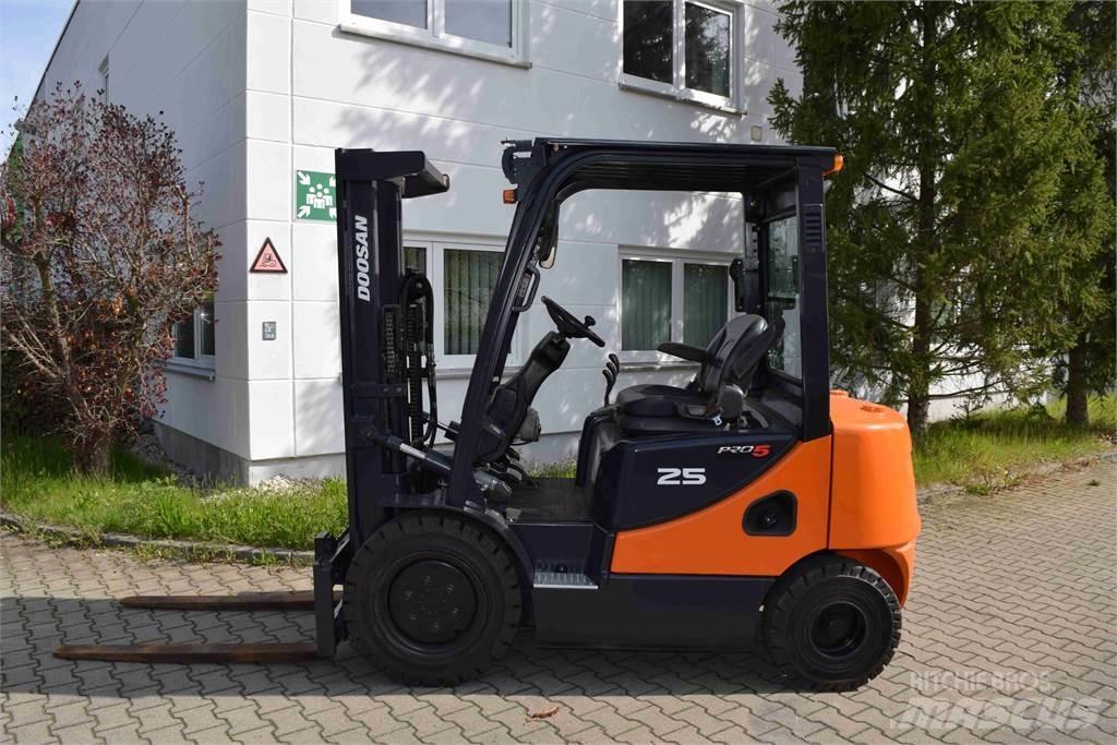 Doosan D 25 S-5 Wózki Diesla